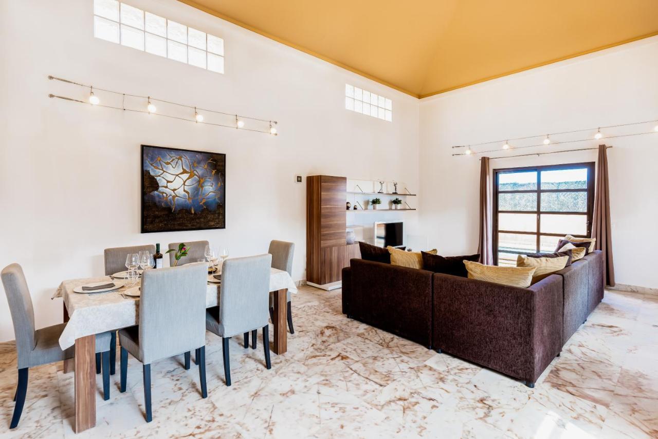 Villa Serenity Private Pool Corralejo By Holidays Home ภายนอก รูปภาพ