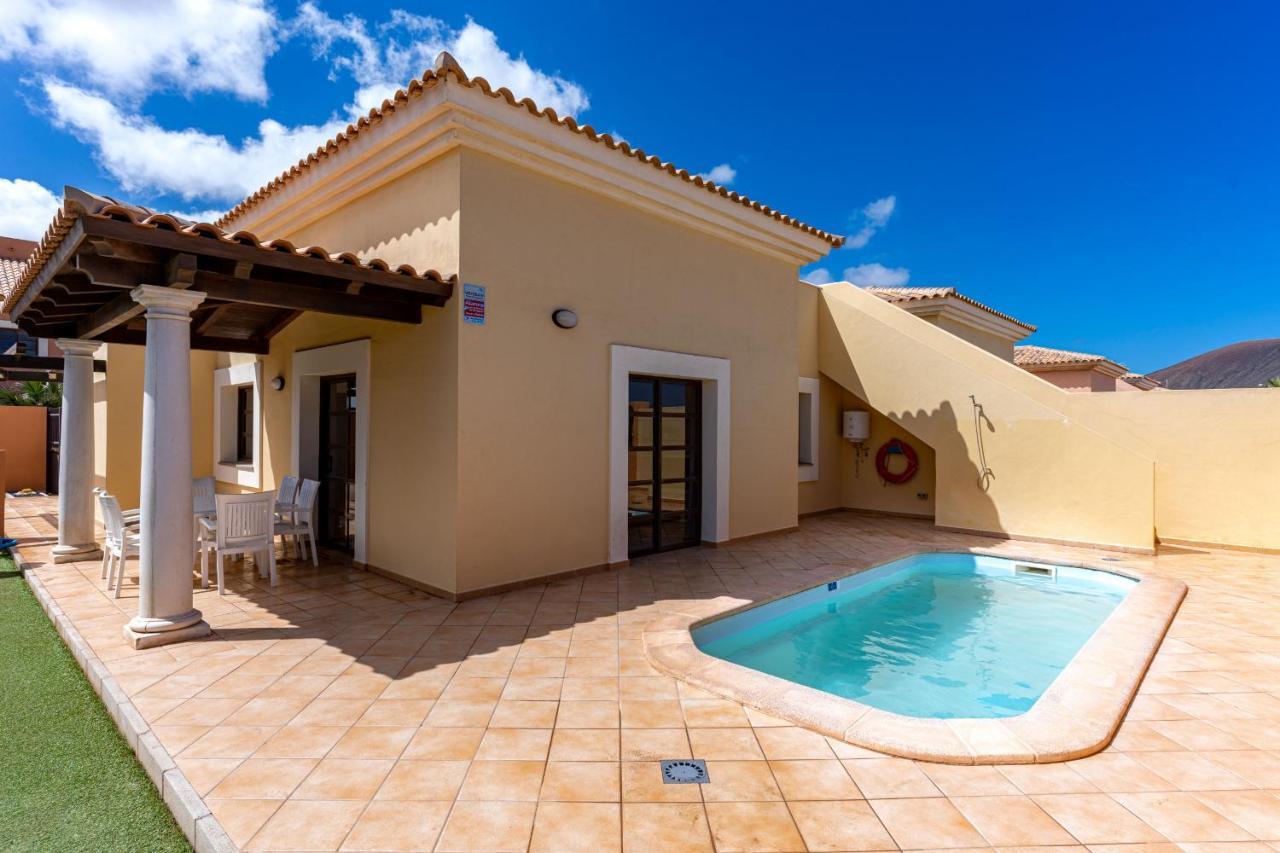 Villa Serenity Private Pool Corralejo By Holidays Home ภายนอก รูปภาพ