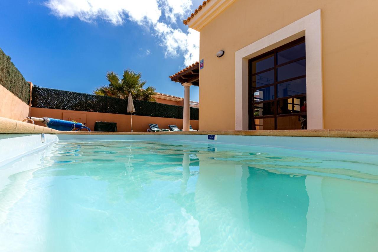 Villa Serenity Private Pool Corralejo By Holidays Home ภายนอก รูปภาพ